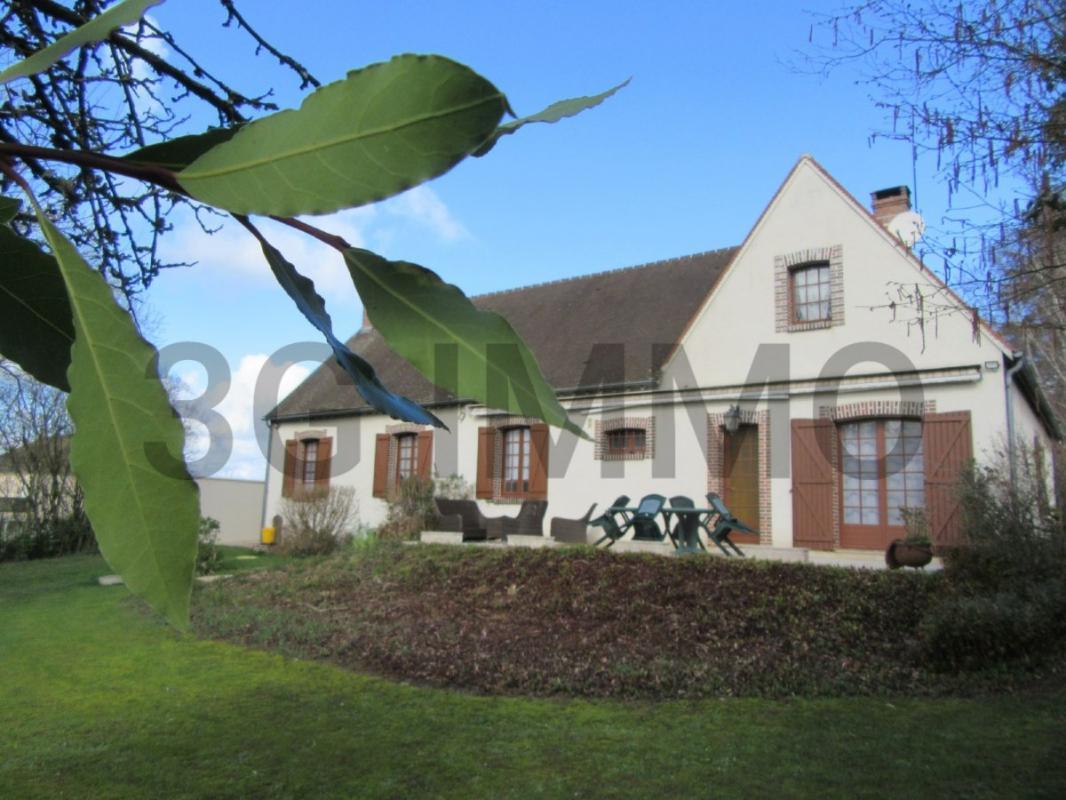 5 bedrooms House in Provins, France No. 204178