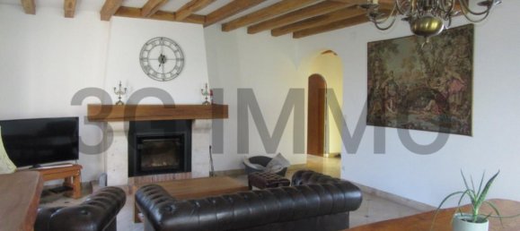 5 bedrooms House in Provins, France No. 204178 6