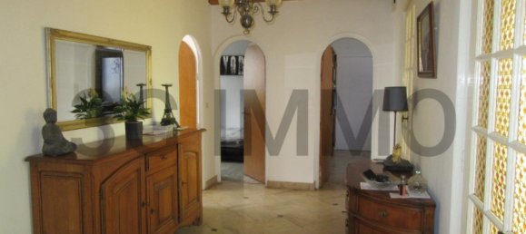 5 bedrooms House in Provins, France No. 204178 4