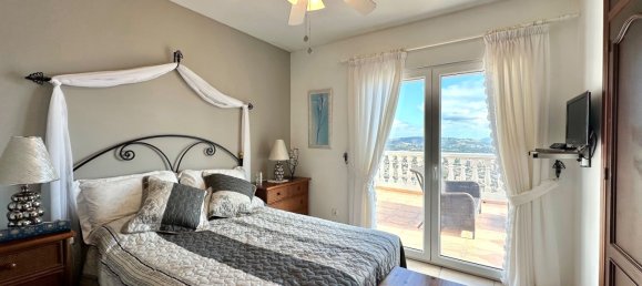 3 bedrooms House in Calpe, Spain No. 181337 6