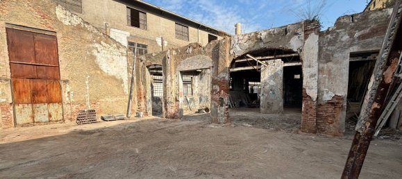 Garage in Genoa, Italy 30m², Nr. 179631 3