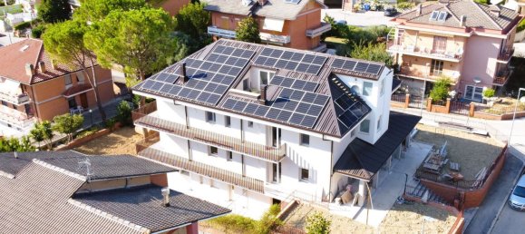 6 rooms Apartment in Macerata, Italy No. 206890 24