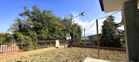 6 rooms Apartment in Macerata, Italy No. 206890 23