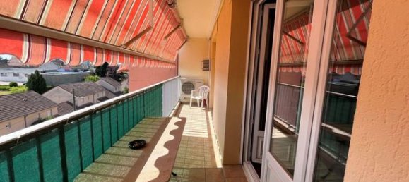 Apartamento de 2 dormitorios en Montceau-les-Mines, France No. 358930 4