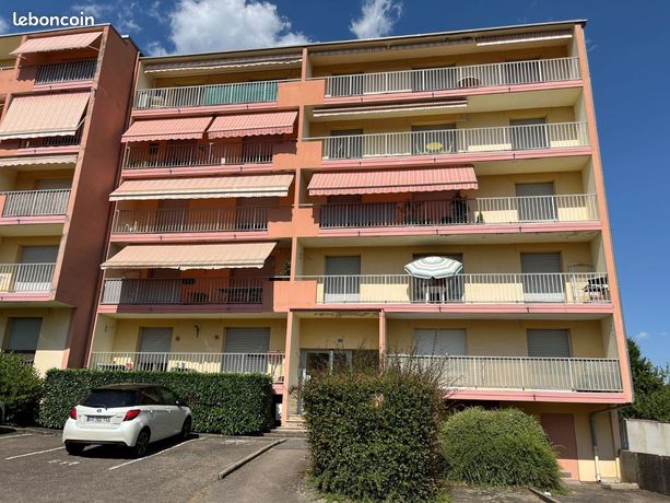 Apartamento de 2 dormitorios en Montceau-les-Mines, France No. 358930