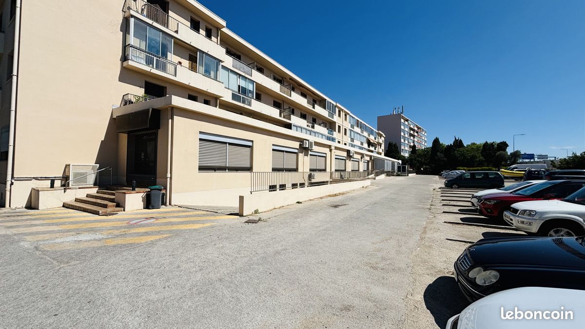 2 غرف نوم شقة في Toulon, France رقم 277107