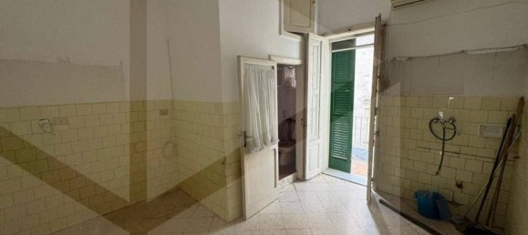 4-Zimmer Wohnung in Bari, Italy, Nr. 21091 8