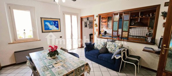 4 Schlafzimmer Haus in Perugia, Italy, Nr. 106851 6