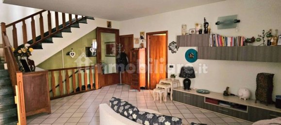 4 Schlafzimmer Haus in Perugia, Italy, Nr. 106851 4