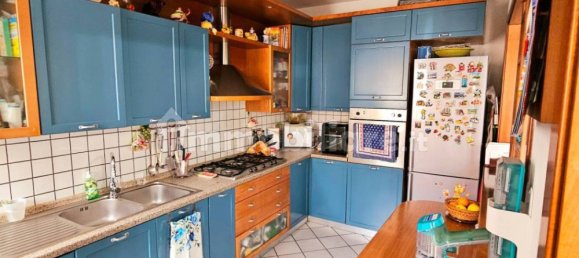 4 Schlafzimmer Haus in Perugia, Italy, Nr. 106851 10