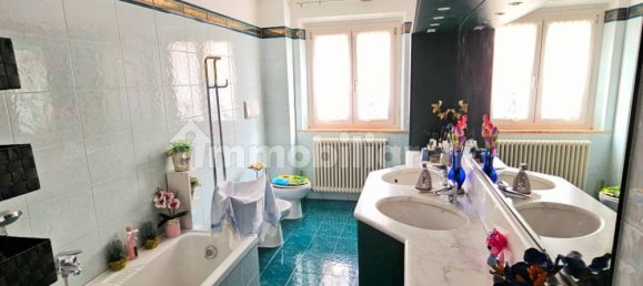 4 Schlafzimmer Haus in Perugia, Italy, Nr. 106851 16
