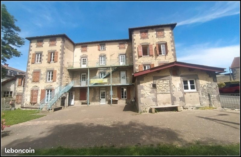 18 rooms House in Thuret, France No. 189842