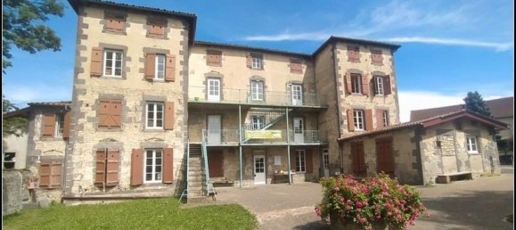 18 rooms House in Thuret, France No. 189842 2