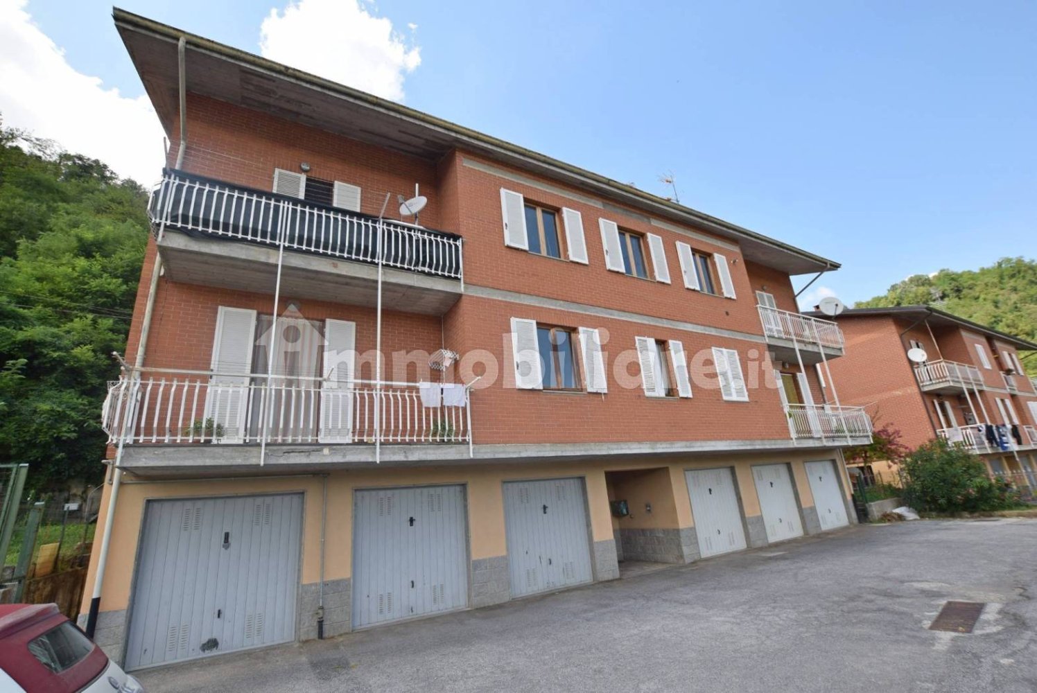 2 غرف نوم شقة في San Michele Mondovì, Italy رقم 259416