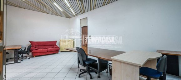 1غرفة عقار تجاري في Vignola, Italy رقم 336002 6