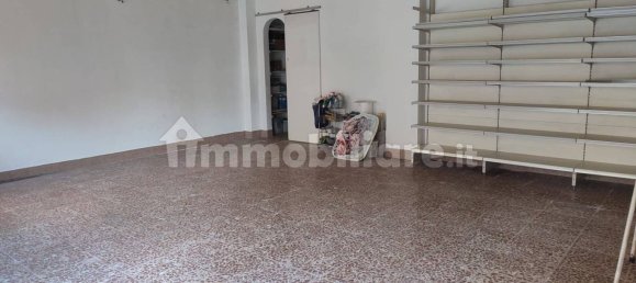 Коммерческая недвижимость с 1 комнатой в Чеккано, Италия № 73566 5