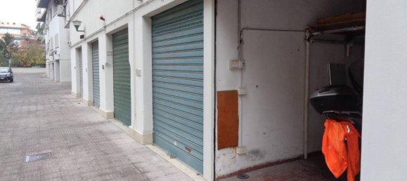 Garage à Rome, Italy 11m² No. 31654 5