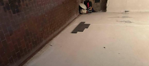 Garage à Rome, Italy 11m² No. 31654 31