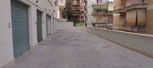 Garage à Rome, Italy 11m² No. 31654 18