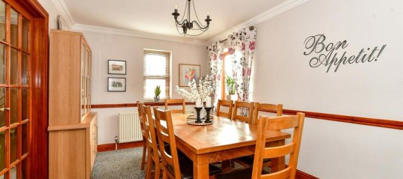 4 bedrooms House in Essex, United Kingdom No. 3957 3