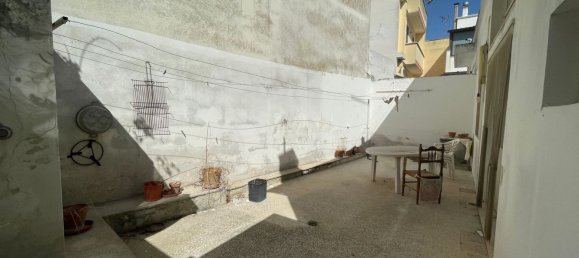 3 Schlafzimmer Wohnung in Aradeo, Italy, Nr. 336853 20