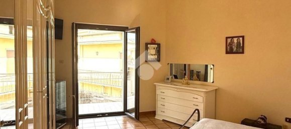 4 rooms Apartment in Sant'Arpino, Italy No. 285254 8