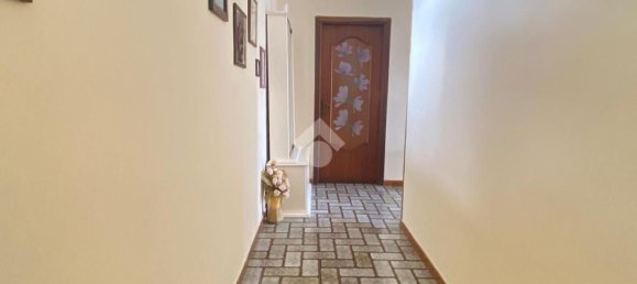 4 rooms Apartment in Sant'Arpino, Italy No. 285254 6