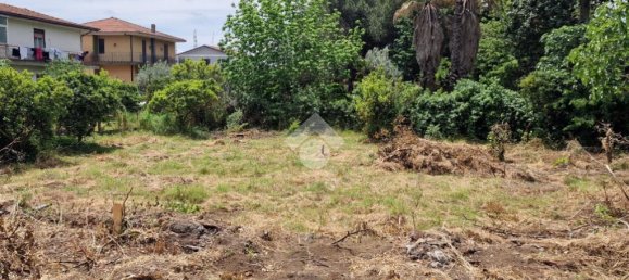 Terreno em San Giovanni la Punta, Italy 2050 m² N.º 300050 12