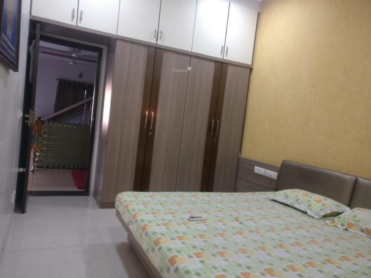 3 bedrooms House in Amdavad, India No. 4783