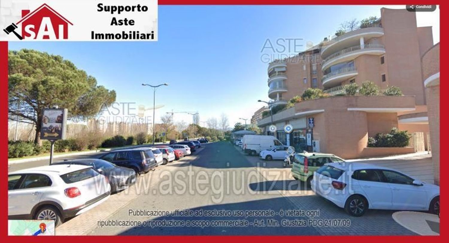 5 bedrooms Apartment in Rome, Italy No. 330821