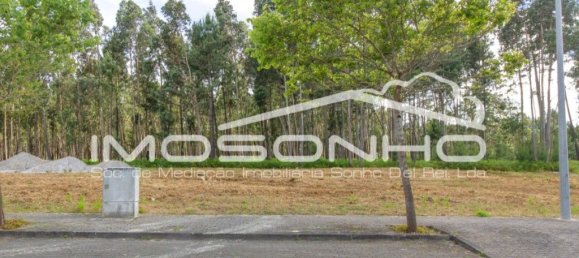 565m² Land in Marinha Grande, Portugal No. 211937 2