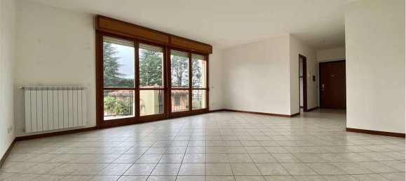 2 bedrooms Apartment in Turbigo, Italy No. 352204 3