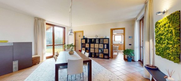 3 chambres Villa à Malnate, Italy No. 129677 4