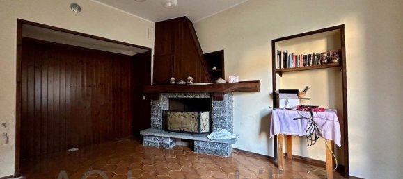 Дом с 5 комнатами в Беэ, Италия № 212016 9