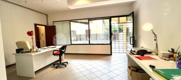 Büro in Bologna, Italy 59m², Nr. 334378 8