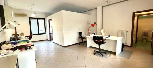 Büro in Bologna, Italy 59m², Nr. 334378 7