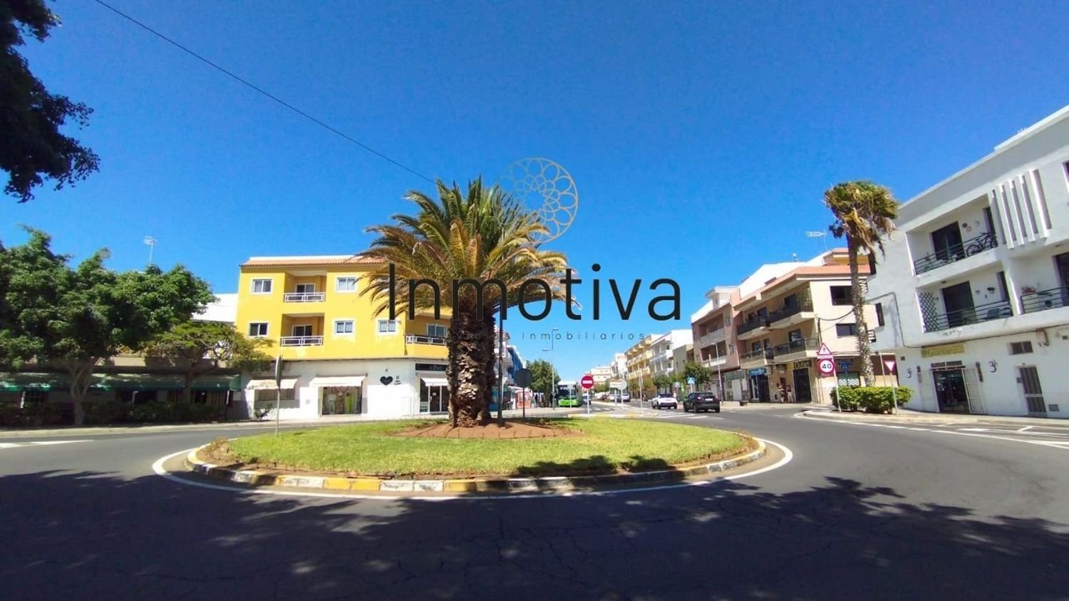  بناية في Granadilla de Abona, Spain 450متر مربع رقم 161594