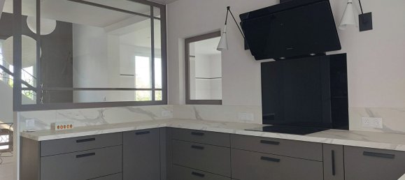 5 bedrooms House in Saint-Doulchard, France No. 58062 17