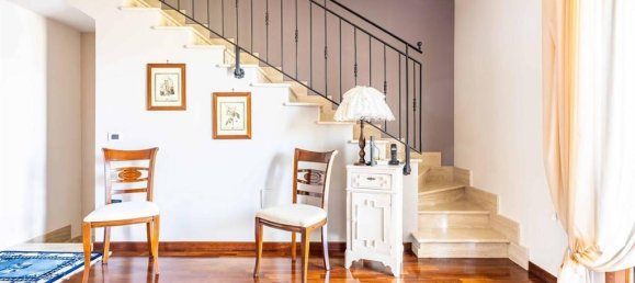 4غرفة فيلا في Labico, Italy رقم 39284 36