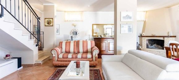 4غرفة فيلا في Labico, Italy رقم 39284 30