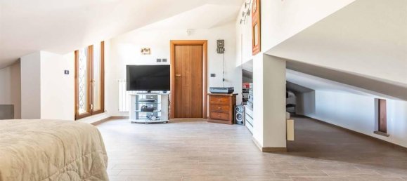 4غرفة فيلا في Labico, Italy رقم 39284 49