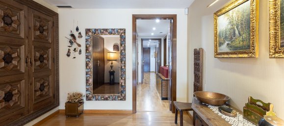 5 bedrooms Apartment in Badalona, Spain No. 172089 11