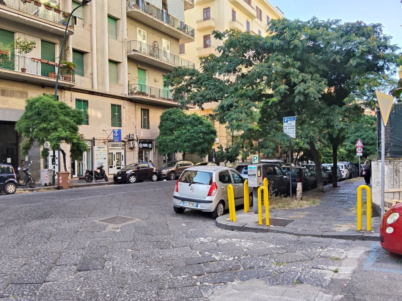 Apartamento T6 em Naples, Italy N.º 373003