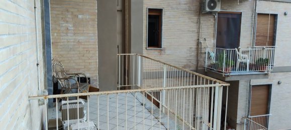 Apartamento T6 em Naples, Italy N.º 373003 9