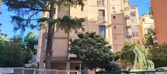 Apartamento T6 em Naples, Italy N.º 373003 2