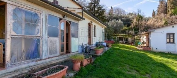 11 rooms House in Lucca, Italy No. 8623 10