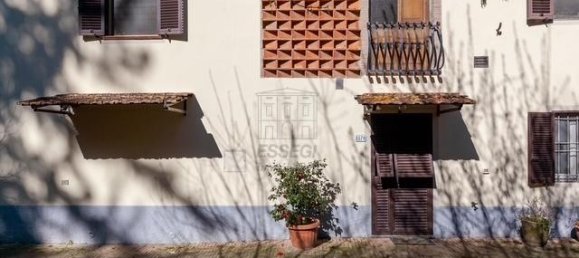 11 rooms House in Lucca, Italy No. 8623 4