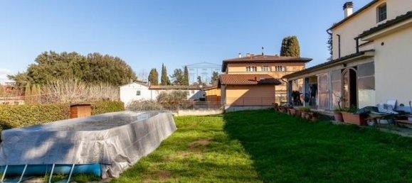 11 rooms House in Lucca, Italy No. 8623 6