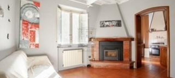 11 rooms House in Lucca, Italy No. 8623 22