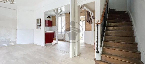 2 bedrooms House in Saint-Quentin, France No. 219321 16